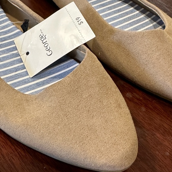 NWT| Suede Like Nude Flats - Picture 2 of 4